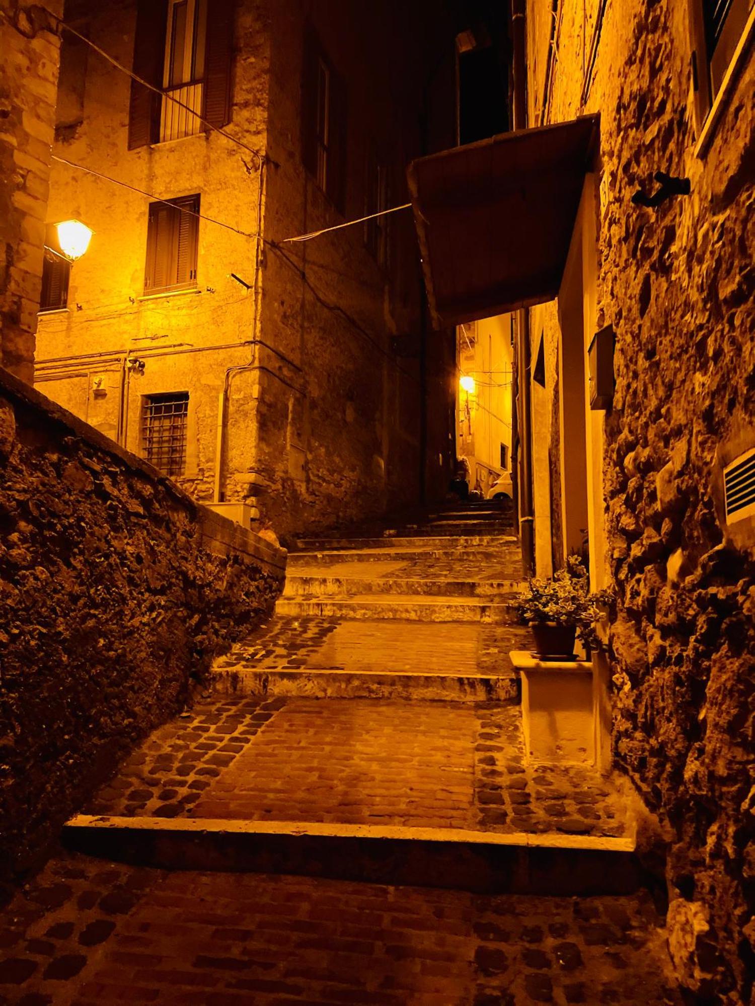 Апартаменты La Casa Del Borgo Ананьи Экстерьер фото